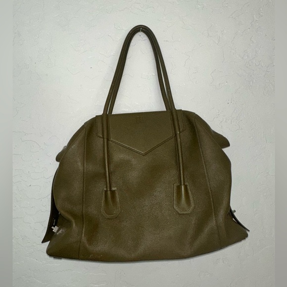 Givenchy tote - Picture 6 of 10